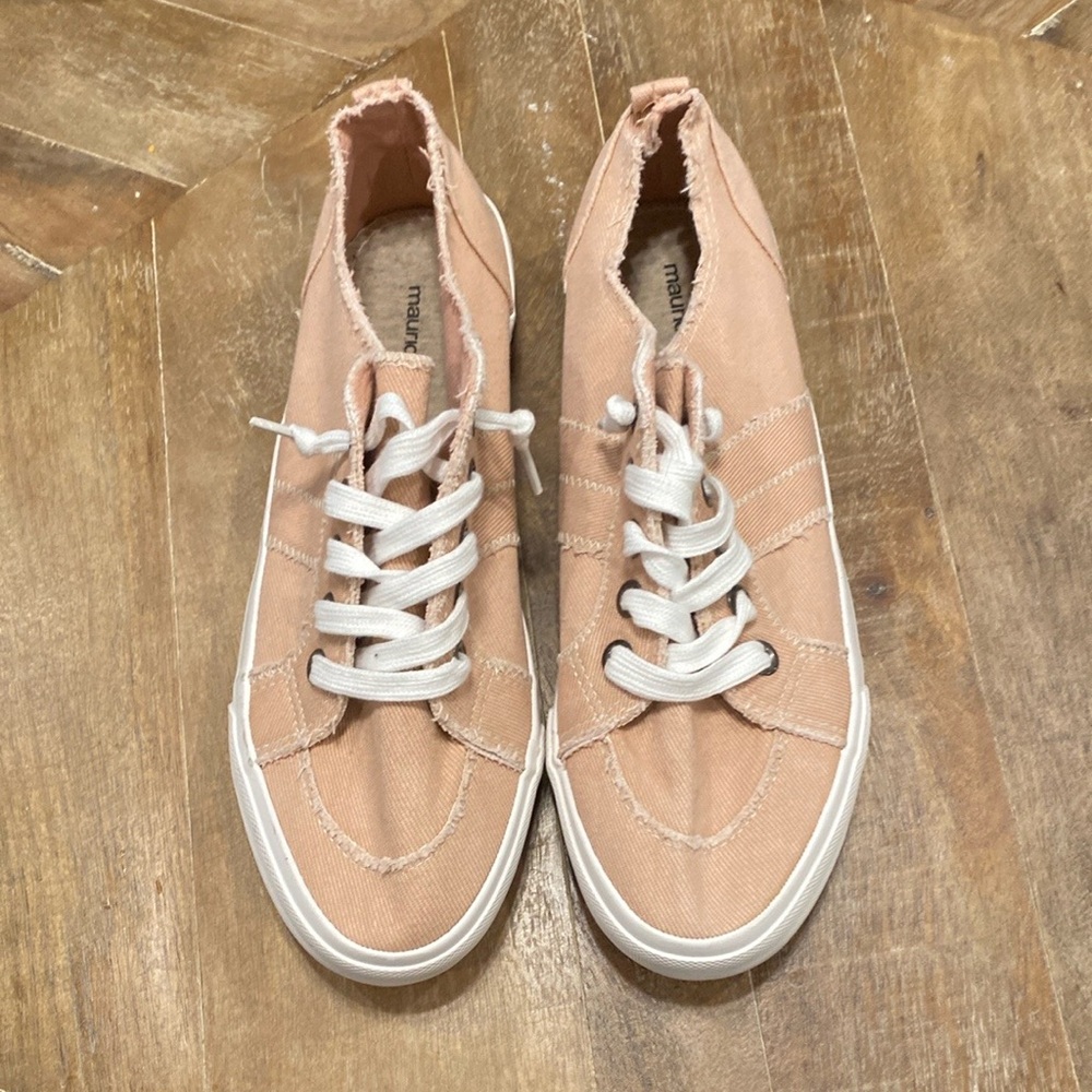 NWOT Maurice’s Pink Betsy Raw Edge Canvas Slip On Sneaker [Size: 11M]